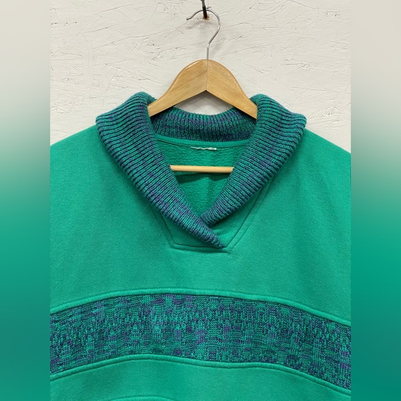 Vintage 1980s Collared Pullover Sweater with Knitted Stripes, Fits M/L, Cropped - Picture 3 of 7